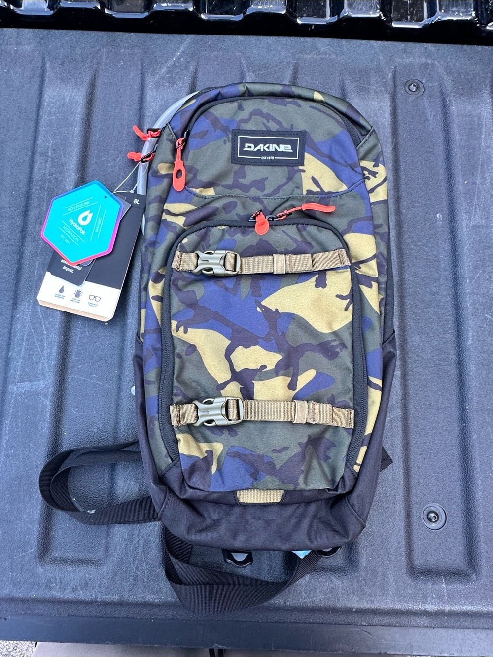 Dakine Session 8L Hydration Backpack - Cascade Camo